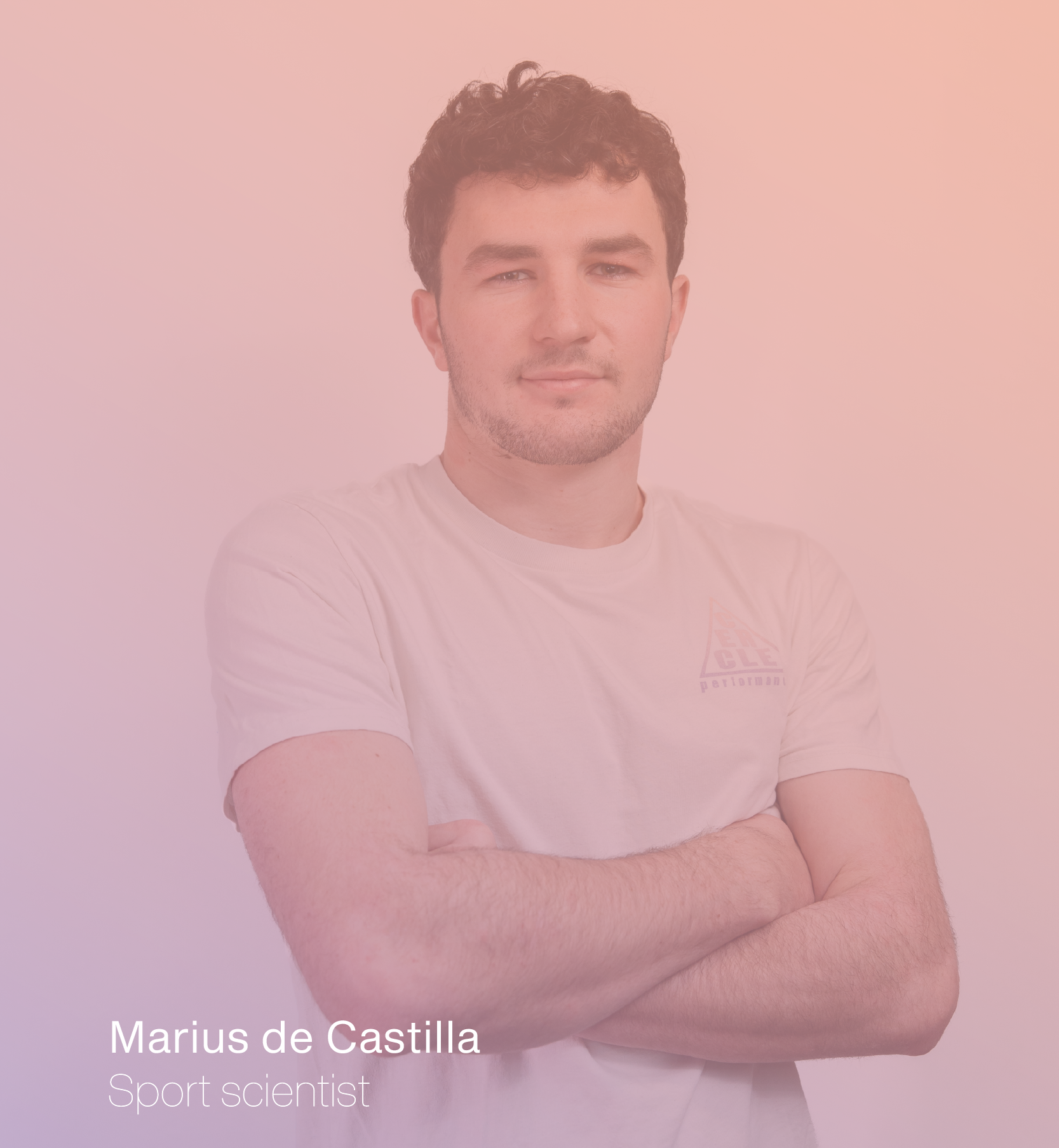 Photo en gros plan de Marius le sport scientist du cercle performance.